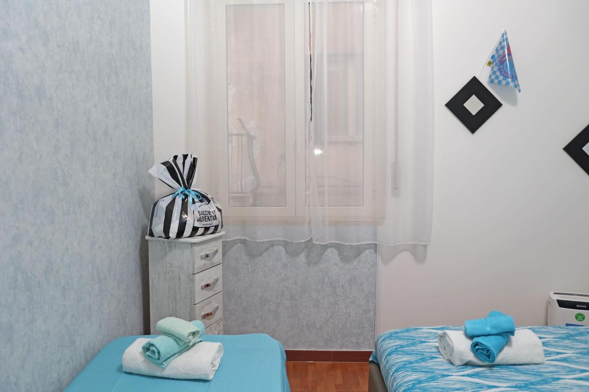 Apartamento La mano de Dios Nápoles Exterior foto