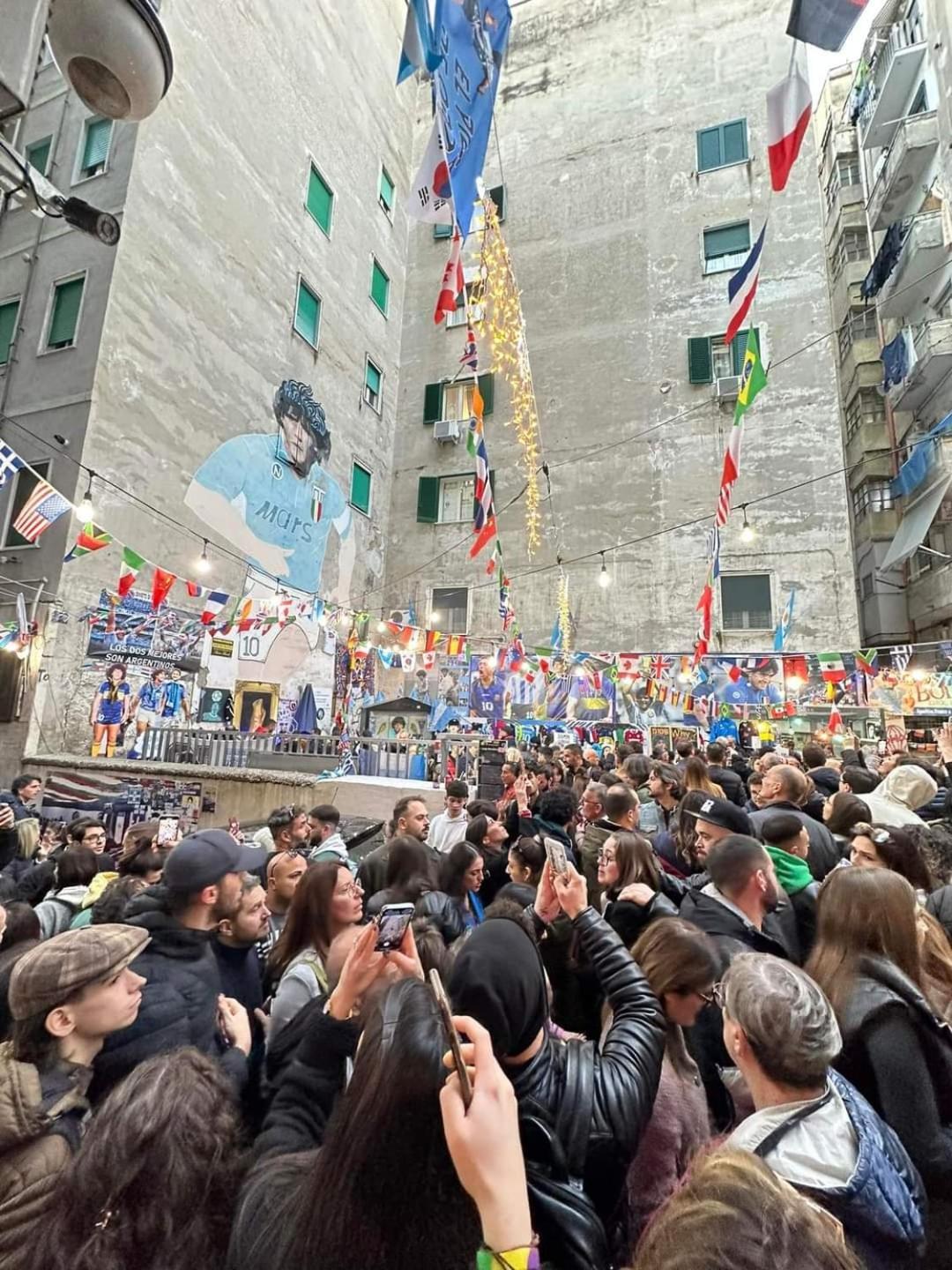 Apartamento La mano de Dios Nápoles Exterior foto